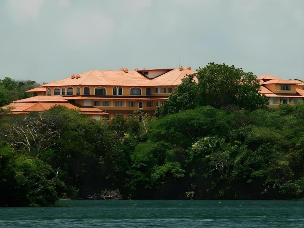 קולון Hotel Melia Panama Canal מראה חיצוני תמונה
